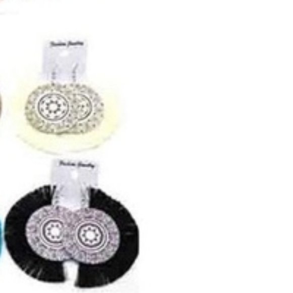 🇺🇸 3/$30 Aztec Round Wood Tassel Dangle Earrings - Picture 3 of 5